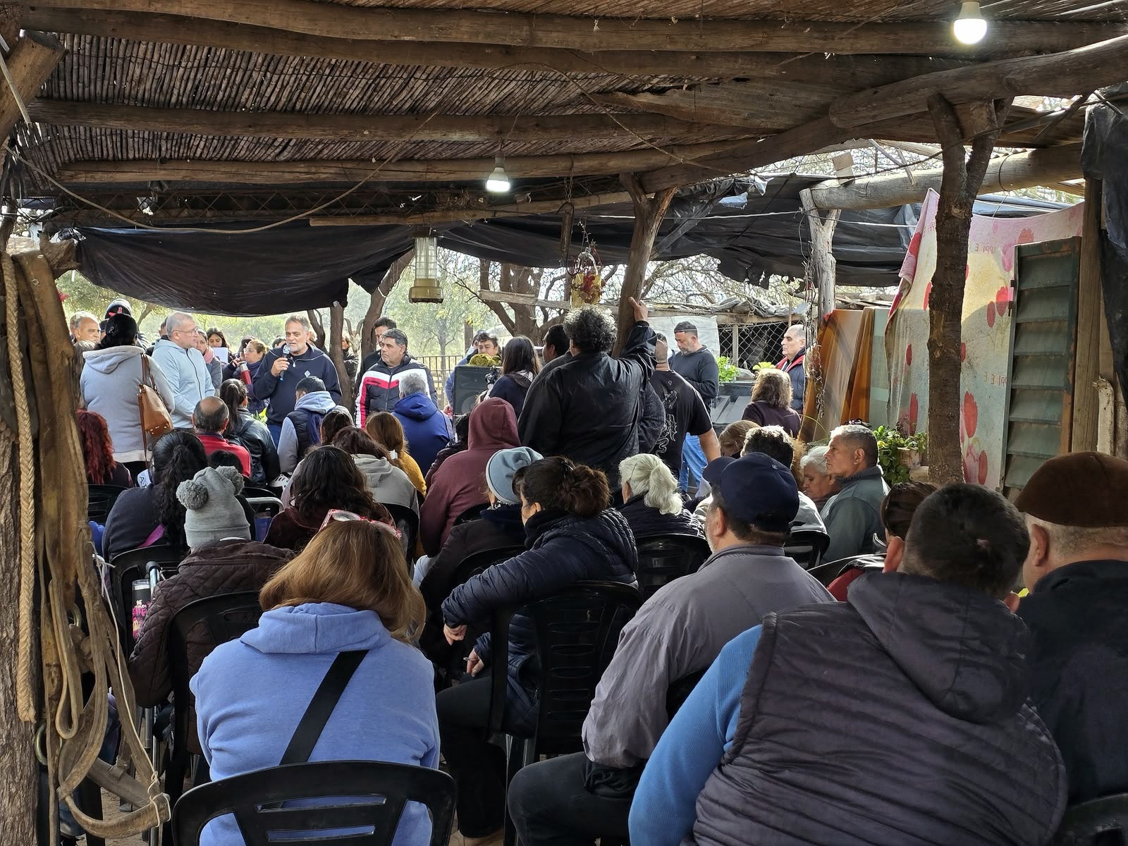 Más de 220 familias de La Esperanza accederán al título de propiedad de sus viviendas