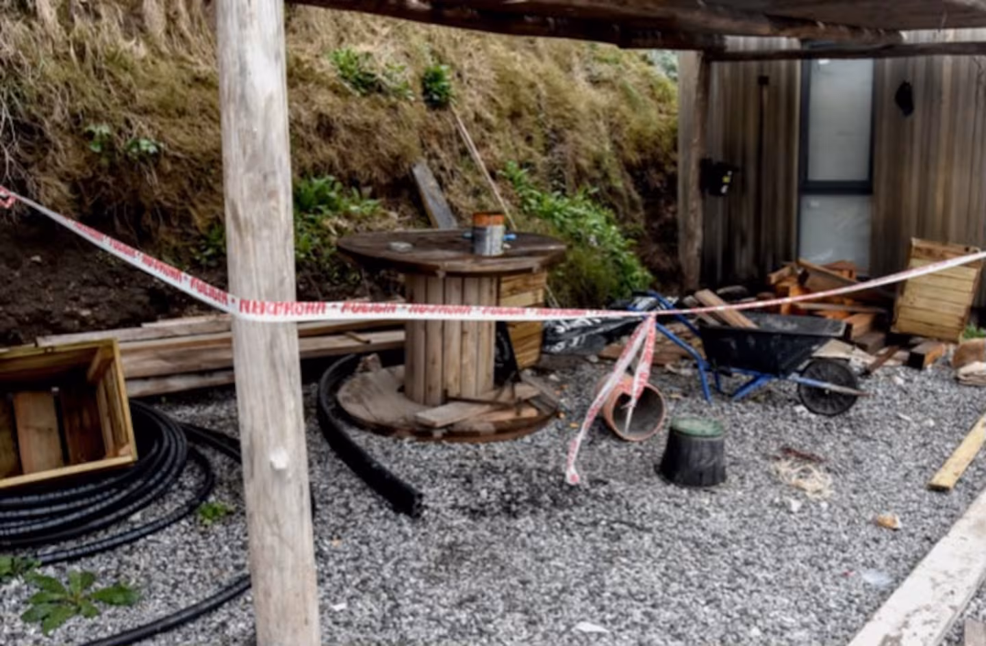 Mar del Plata: investigan un tambor quemado y una casilla de serenos en la escena donde hallaron a Johana Antonich